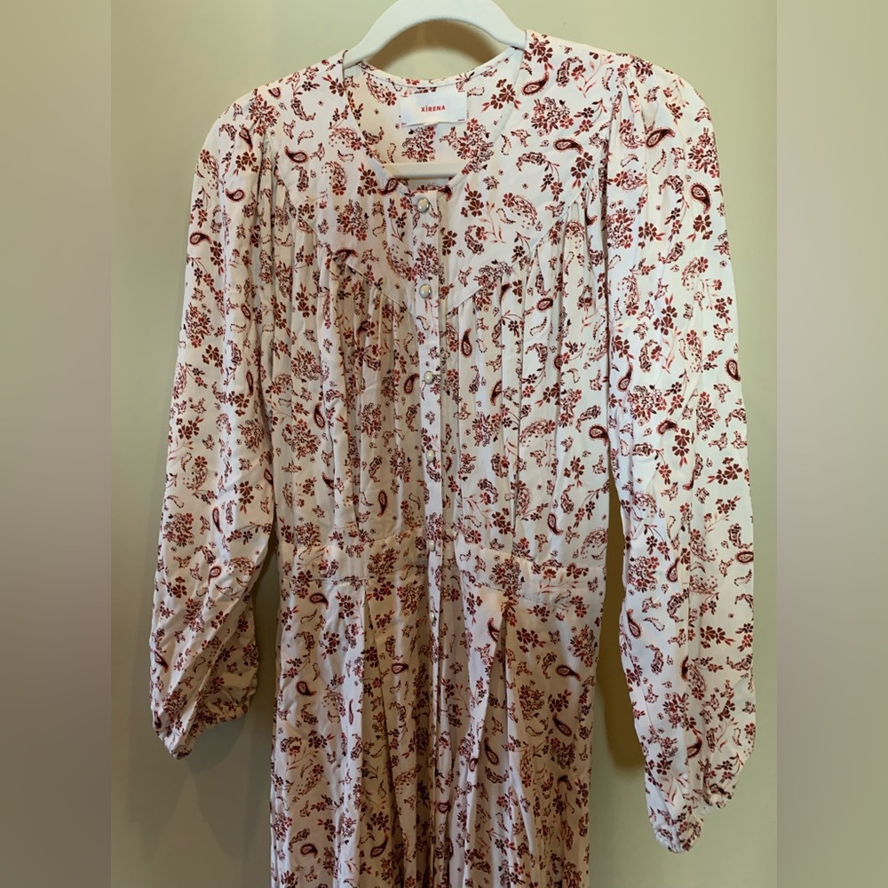 Xirena Esme Maxi Dress in White/Cream and Red Paisley - Picture 3 of 10